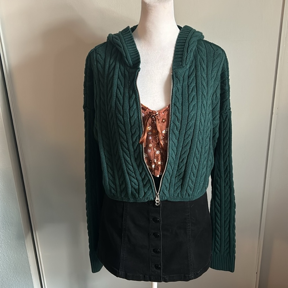 New PacSun Women’s LA Hearts Mini Cable Stitch Knit Zip Up Hoodie Sweater - Picture 6 of 11